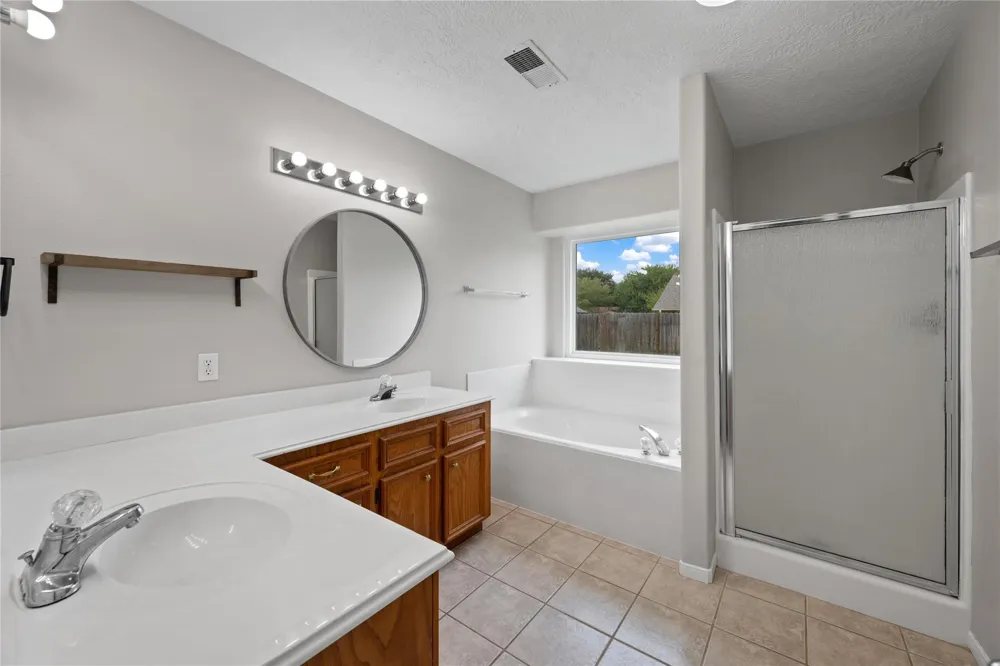 4019 Fm 565 Road Baytown, TX 77523