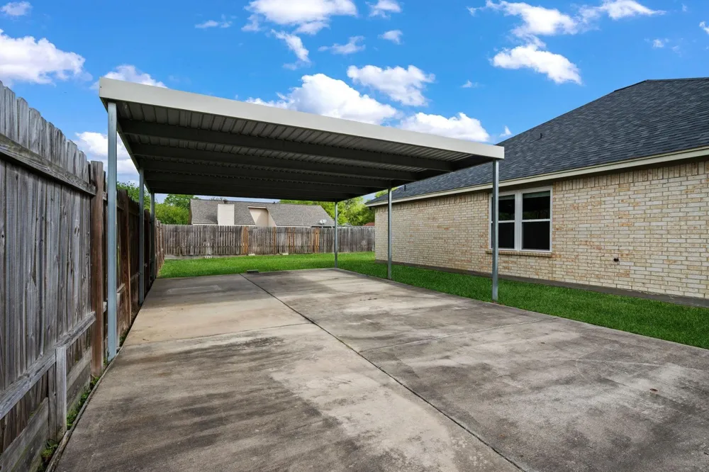4019 Fm 565 Road Baytown, TX 77523