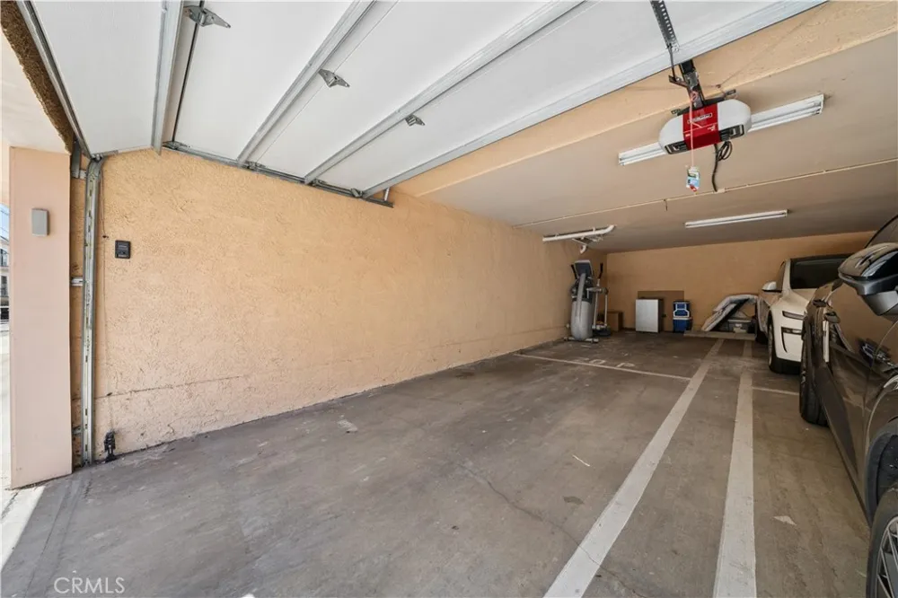 11816 Gorham #113 Los Angeles, CA 90049