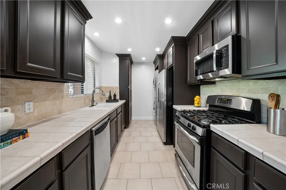 11816 Gorham #113 Los Angeles, CA 90049