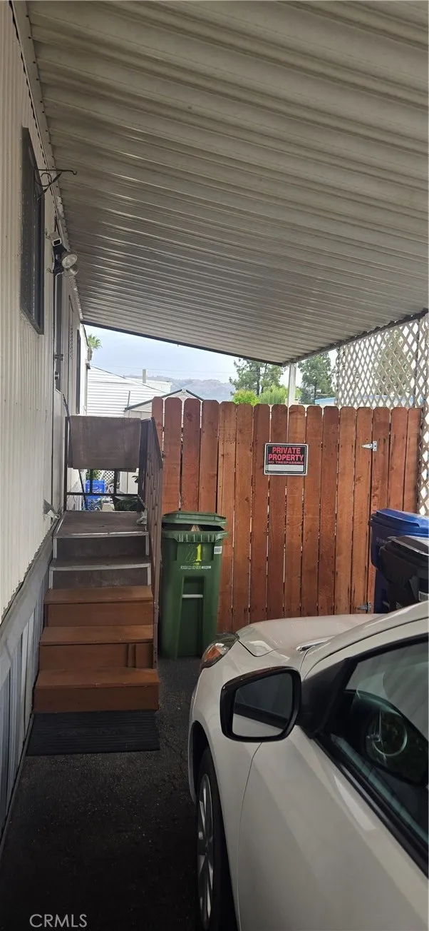 21001 Plummer #21 Chatsworth, CA 91311