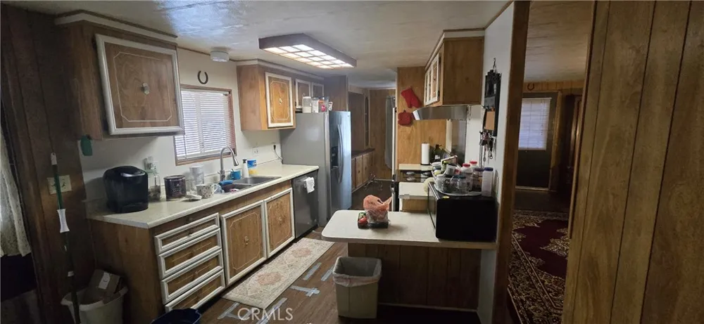 21001 Plummer #21 Chatsworth, CA 91311