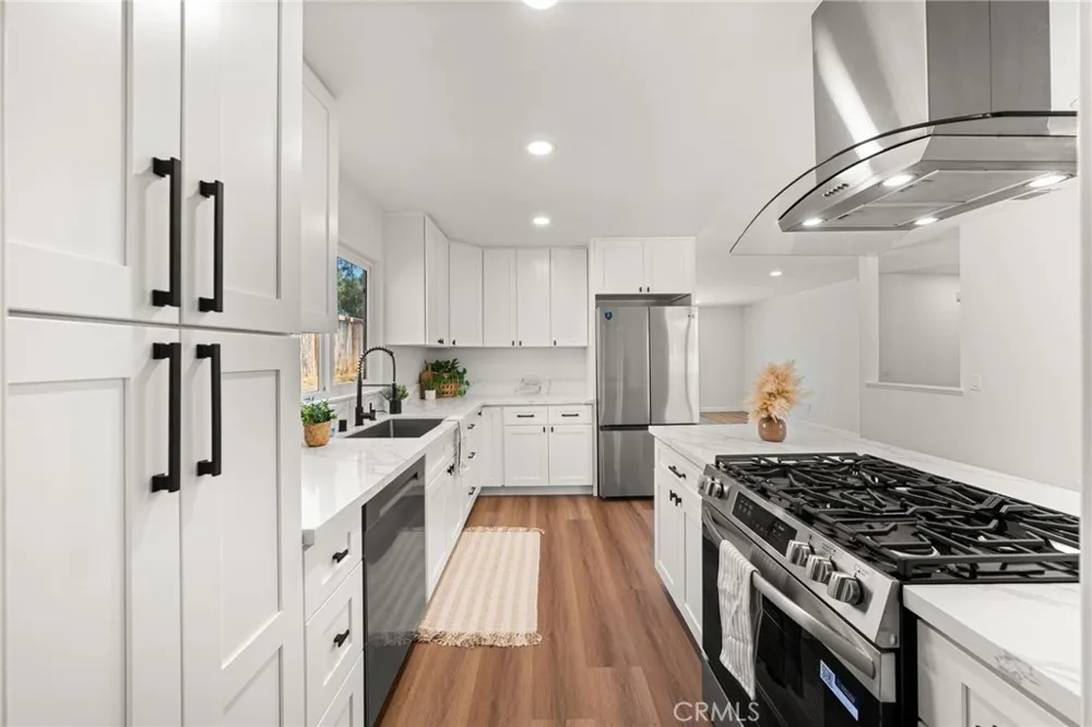 10021 Diamond Head Riverside, CA 92503
