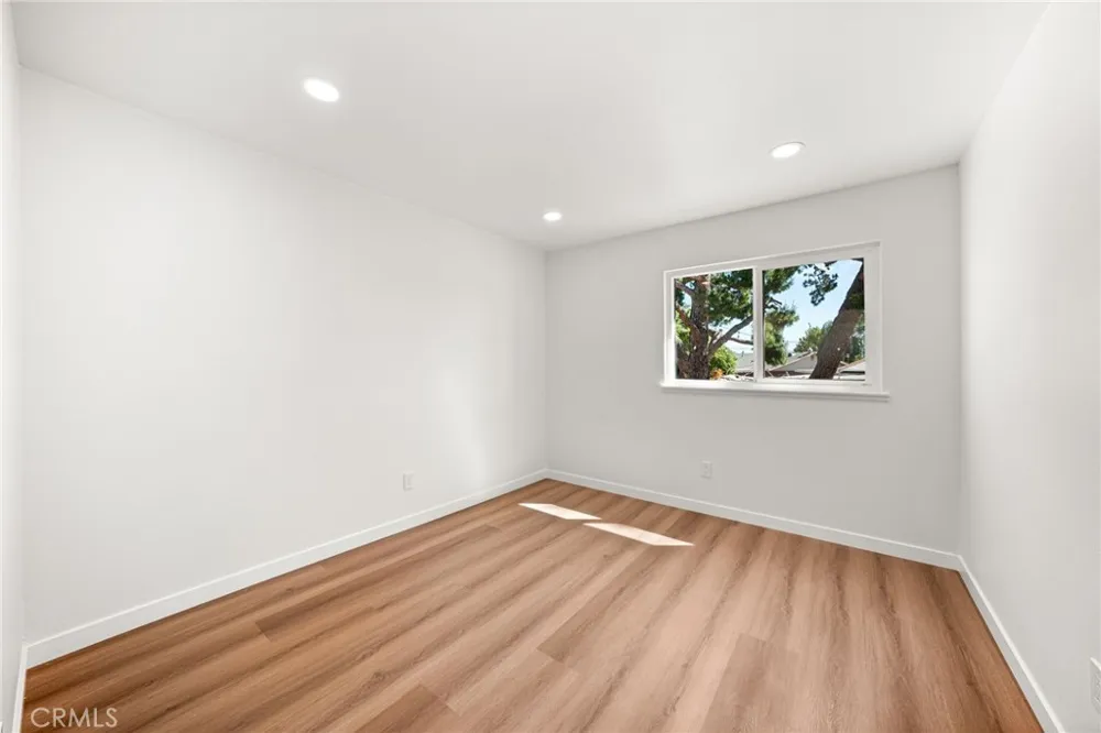 10021 Diamond Head Riverside, CA 92503