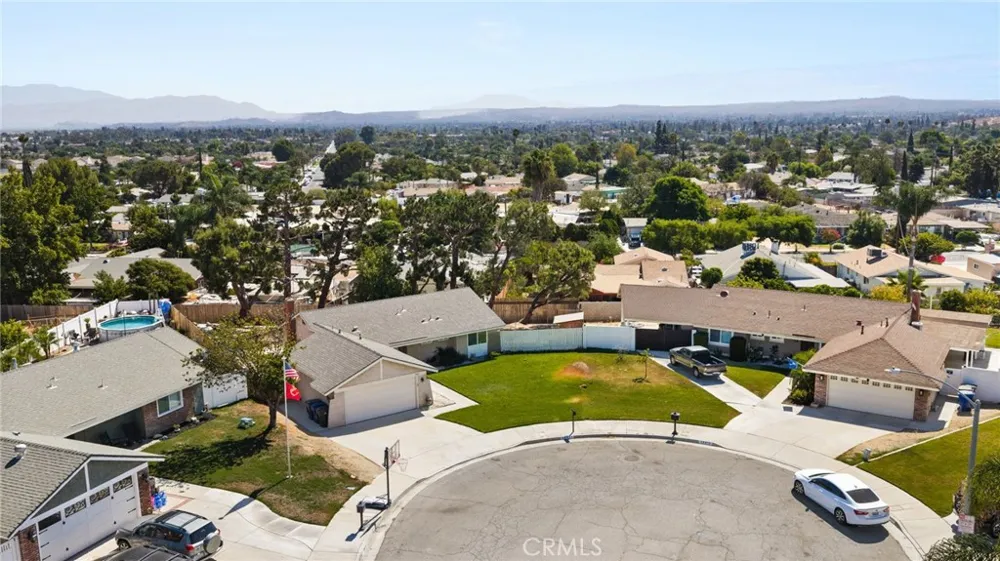 10021 Diamond Head Riverside, CA 92503