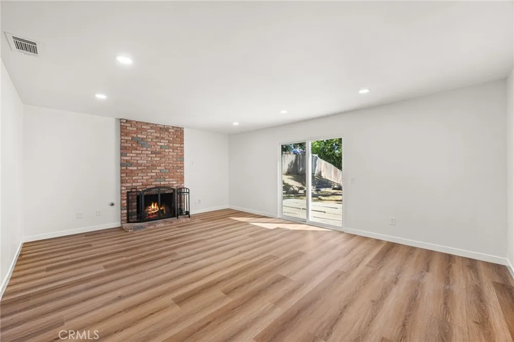 10021 Diamond Head Riverside, CA 92503