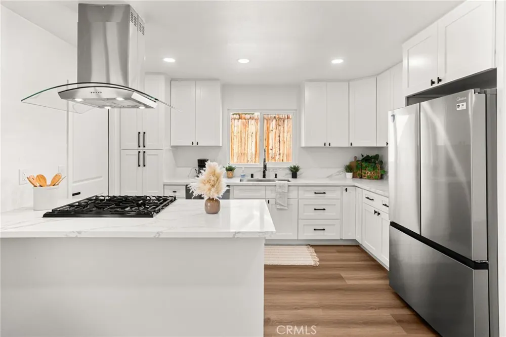10021 Diamond Head Riverside, CA 92503