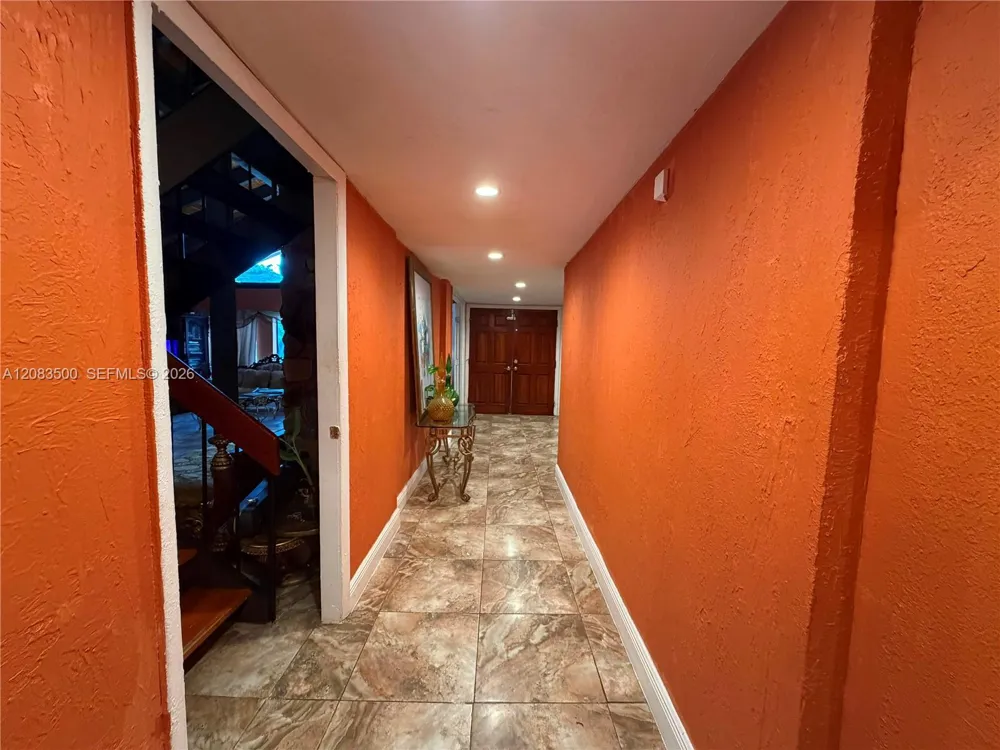 633 NE 204th Ln #633 Miami, FL 33179