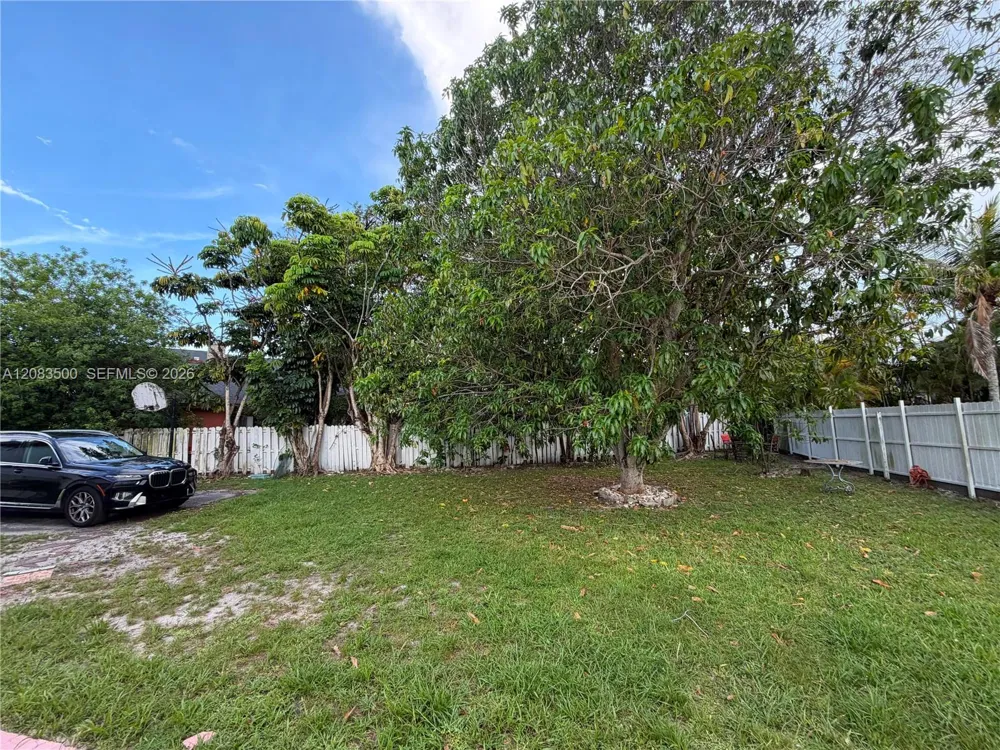633 NE 204th Ln #633 Miami, FL 33179