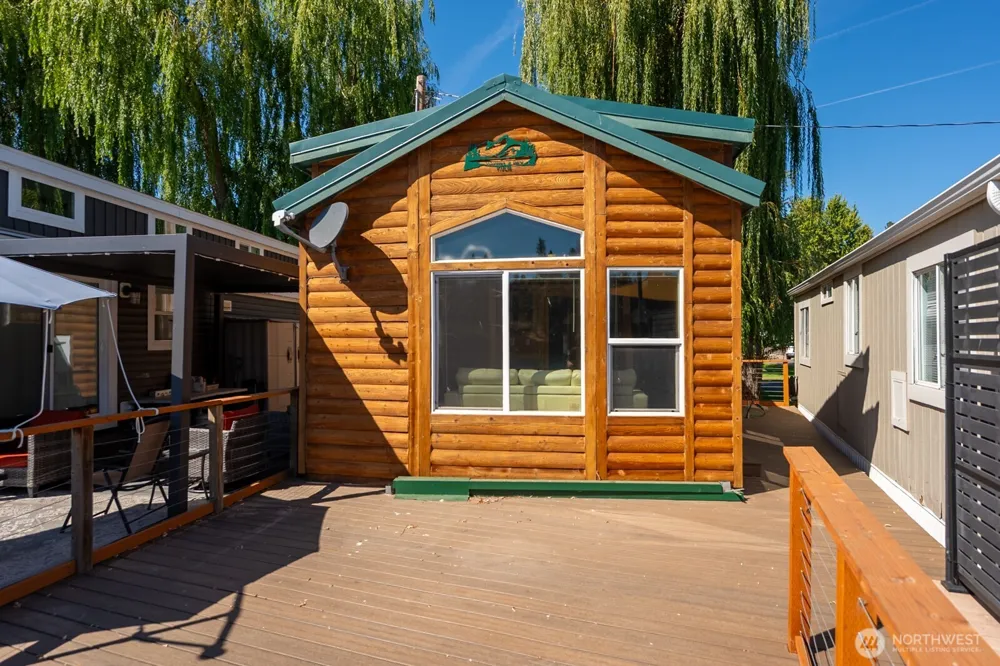 18617 W Williams Lake Road Road #35B Cheney, WA 99004