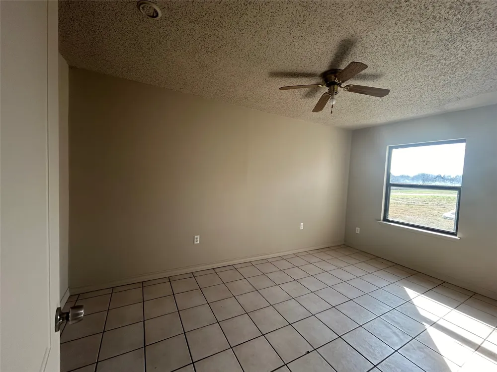 4806 Navarro Creek Road #A Del Valle, TX 78617