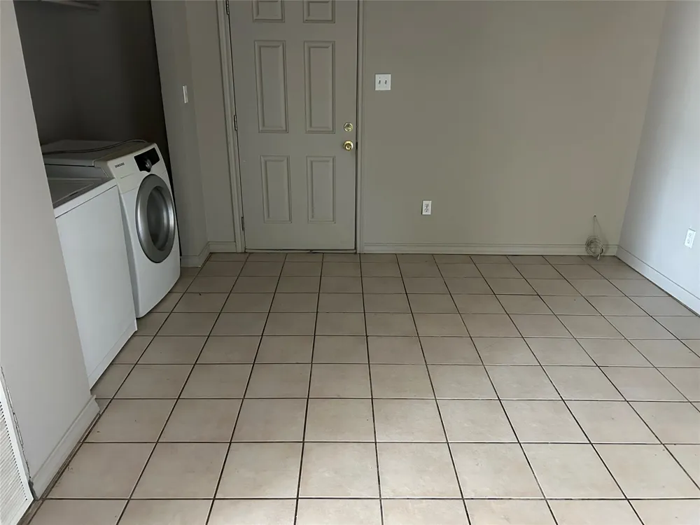 4806 Navarro Creek Road #A Del Valle, TX 78617