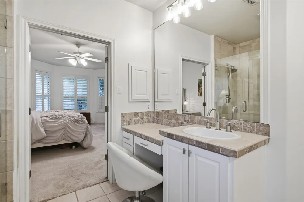 842 Sunfish Street Lakeway, TX 78734