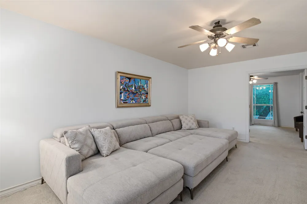 842 Sunfish Street Lakeway, TX 78734