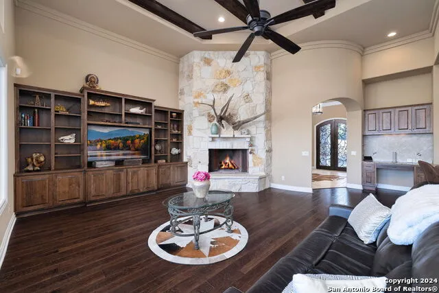 1148 Mission Way Canyon, TX 78133