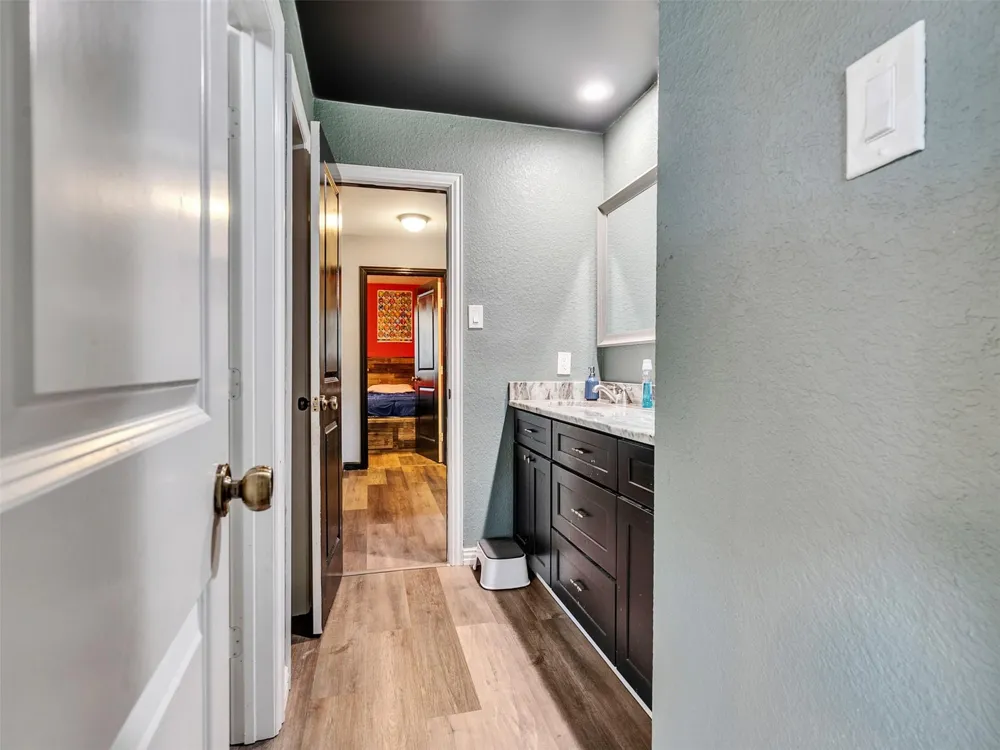 1208 Piney Woods Drive Friendswood, TX 77546