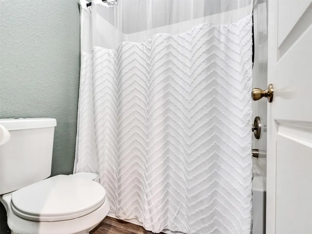 1208 Piney Woods Drive Friendswood, TX 77546