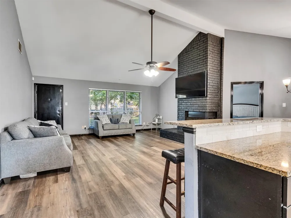 1208 Piney Woods Drive Friendswood, TX 77546