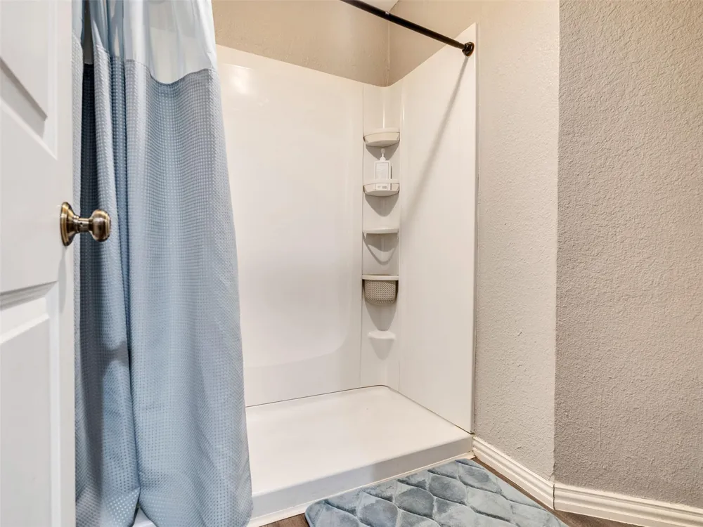 1208 Piney Woods Drive Friendswood, TX 77546