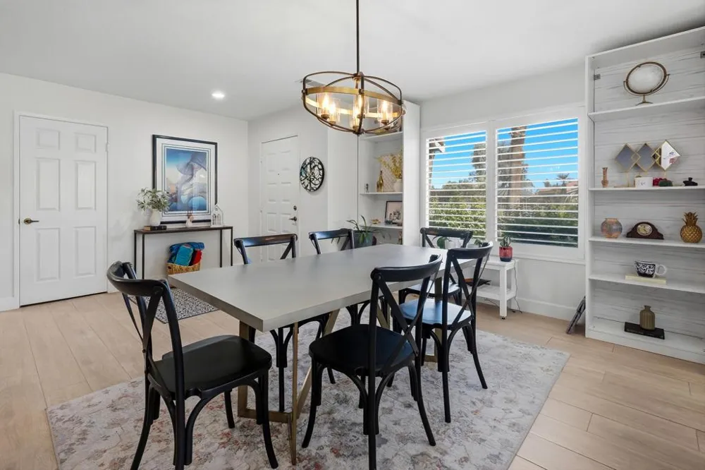 65 Camino Arroyo Palm Desert, CA 92260