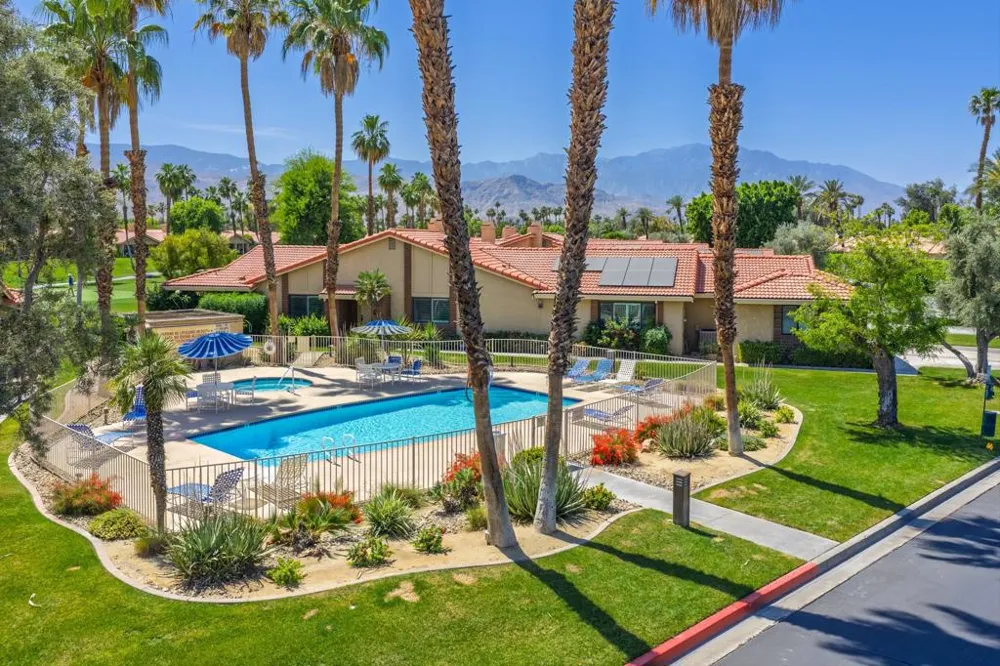 65 Camino Arroyo Palm Desert, CA 92260
