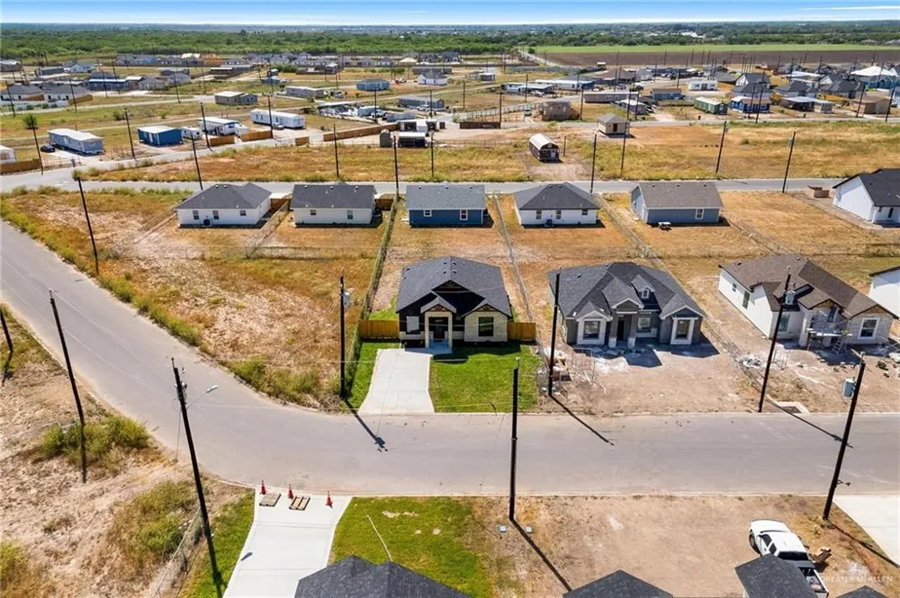 2472 Via Roma Weslaco, TX 78596