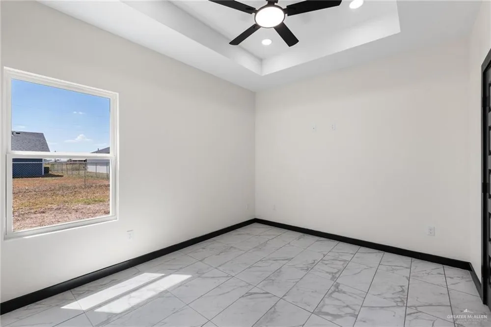 2472 Via Roma Weslaco, TX 78596