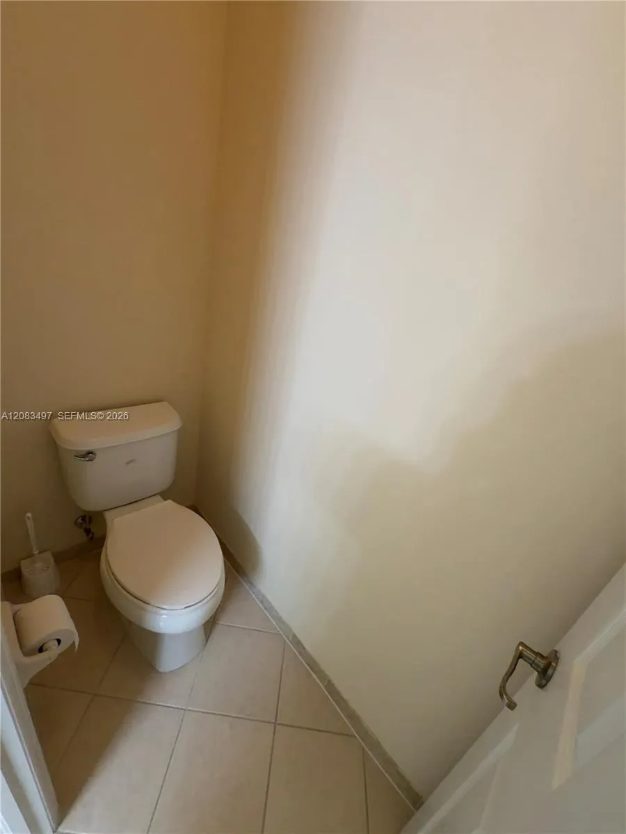 140 NE 28th Ter #1 Homestead, FL 33033