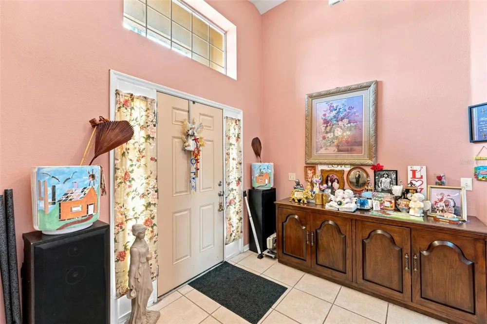 8464 ADELE ROAD Lakeland, FL 33810