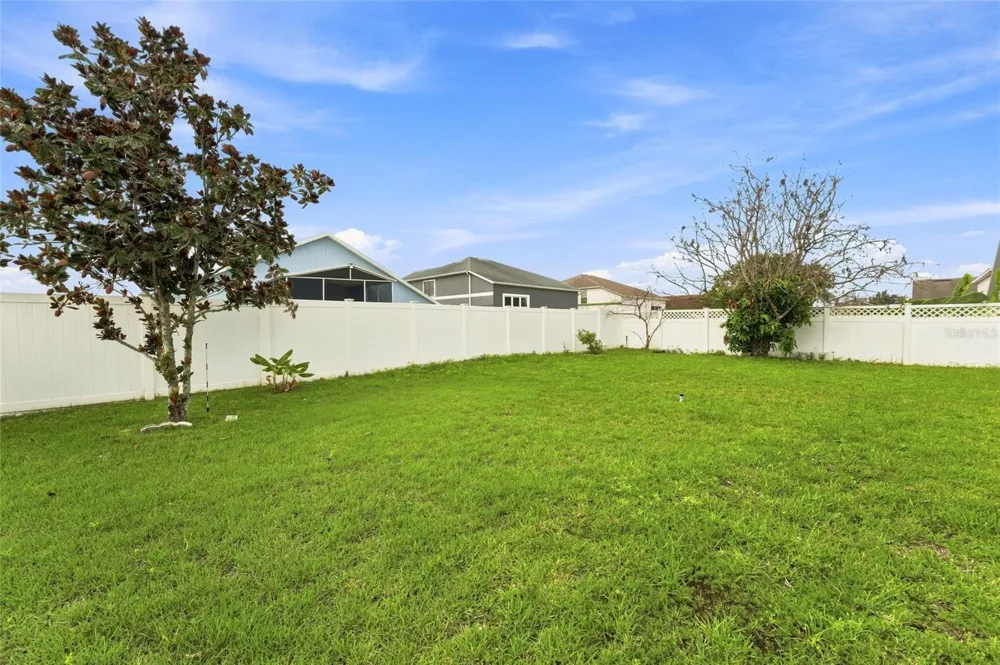 8464 ADELE ROAD Lakeland, FL 33810