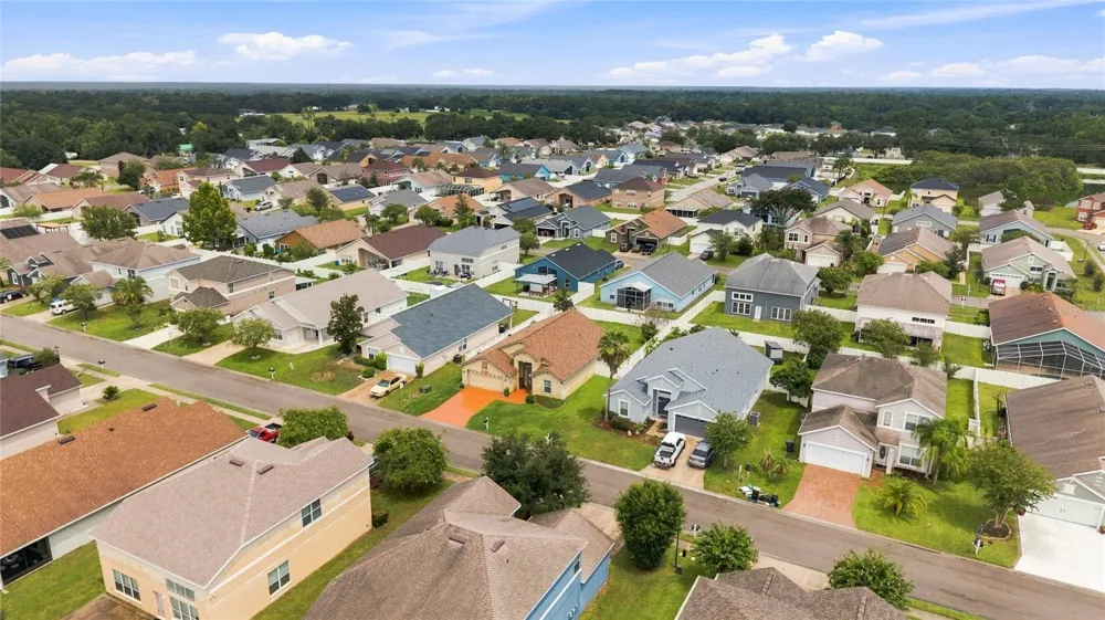 8464 ADELE ROAD Lakeland, FL 33810