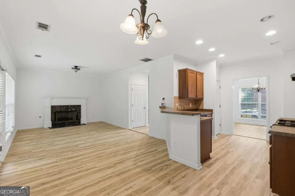 3771 Branch DR SW Atlanta, GA 30331