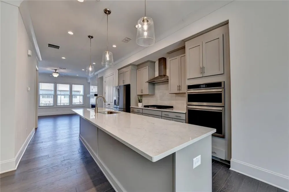6766 Encore Boulevard Sandy Springs, GA 30328