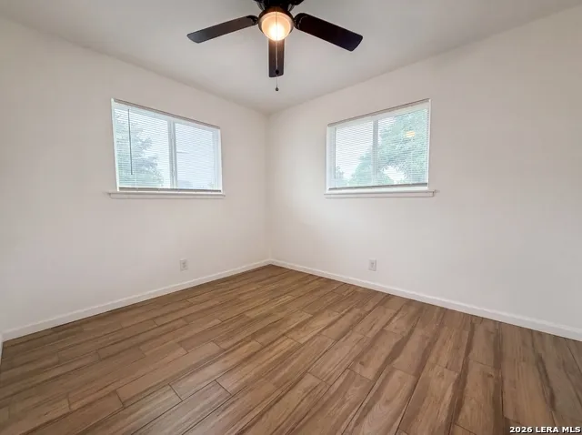 3702 AUTUMN LN San Antonio, TX 78219