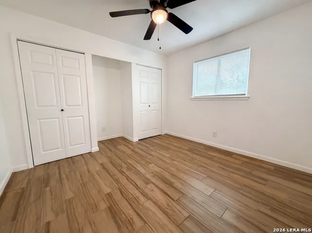 3702 AUTUMN LN San Antonio, TX 78219