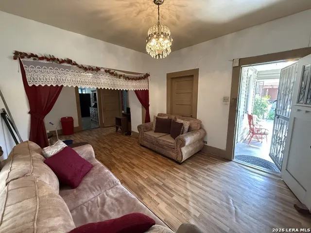 2907 MORALES ST San Antonio, TX 78207