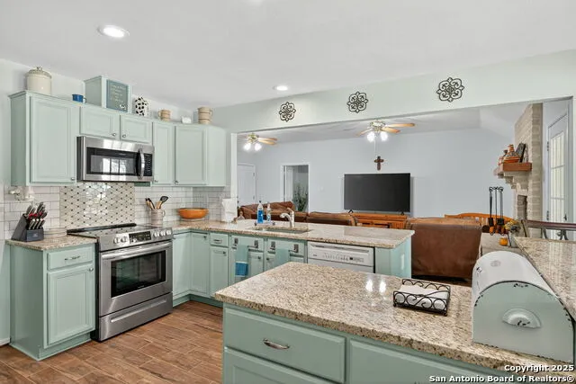 231 Hayden Pleasanton, TX 78064