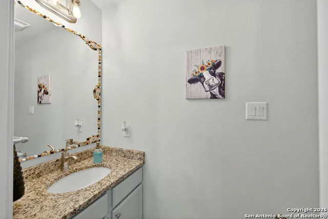 231 Hayden Pleasanton, TX 78064