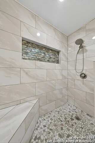 231 Hayden Pleasanton, TX 78064