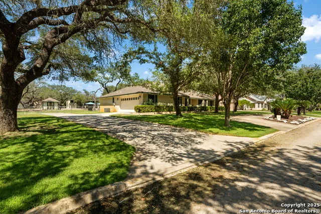 231 Hayden Pleasanton, TX 78064