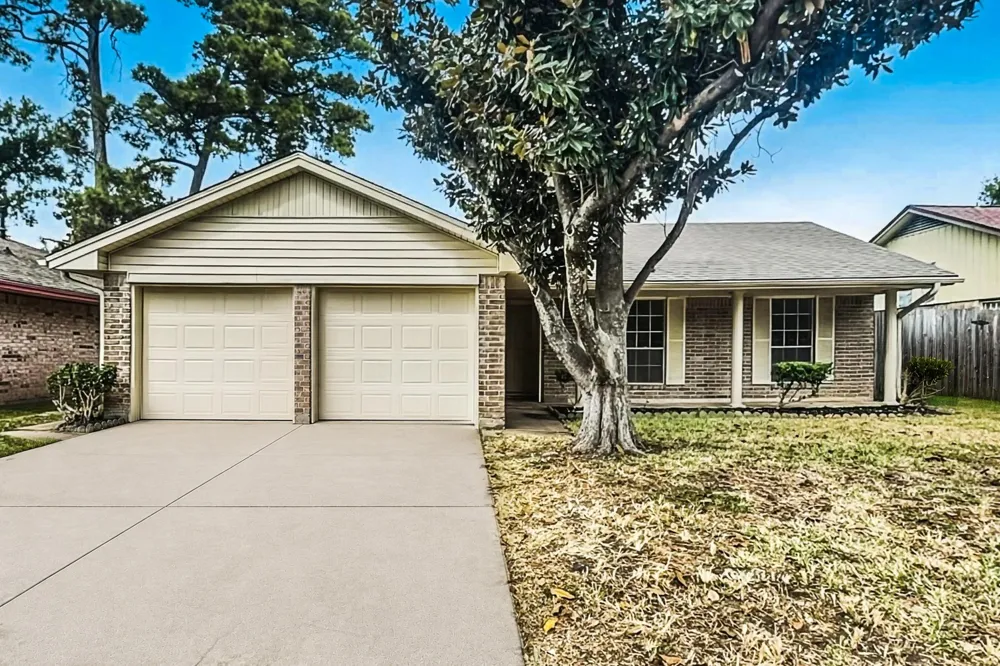 9619 Guest Street Houston, TX 77078