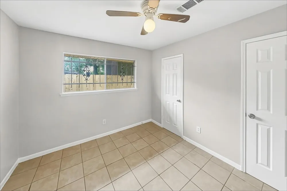 9619 Guest Street Houston, TX 77078