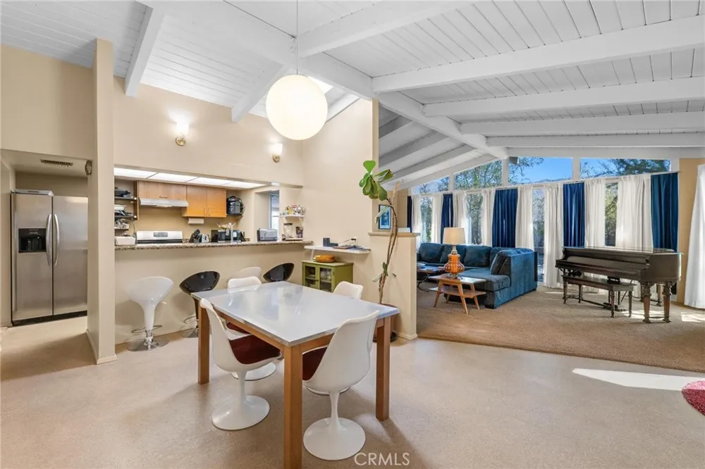 12435 Verbena Desert Hot Springs, CA 92240
