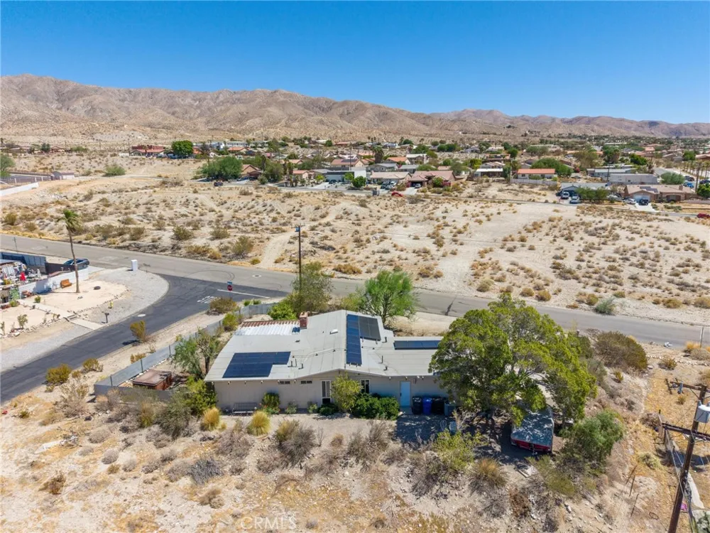 12435 Verbena Desert Hot Springs, CA 92240