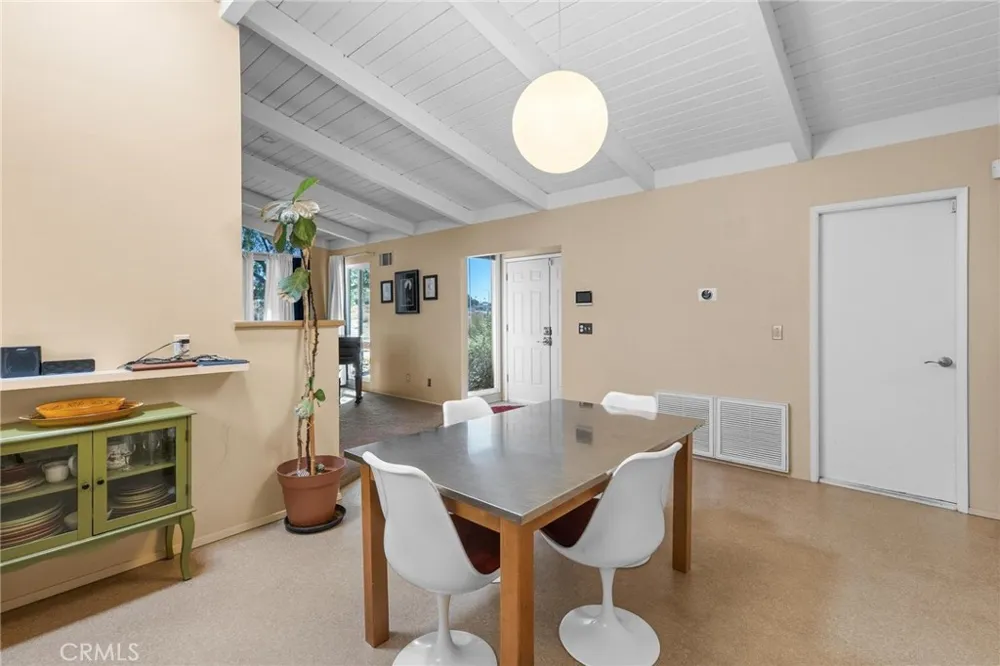 12435 Verbena Desert Hot Springs, CA 92240