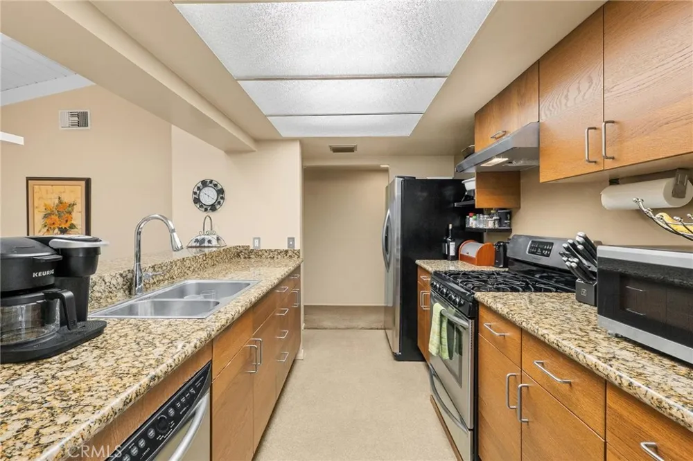 12435 Verbena Desert Hot Springs, CA 92240