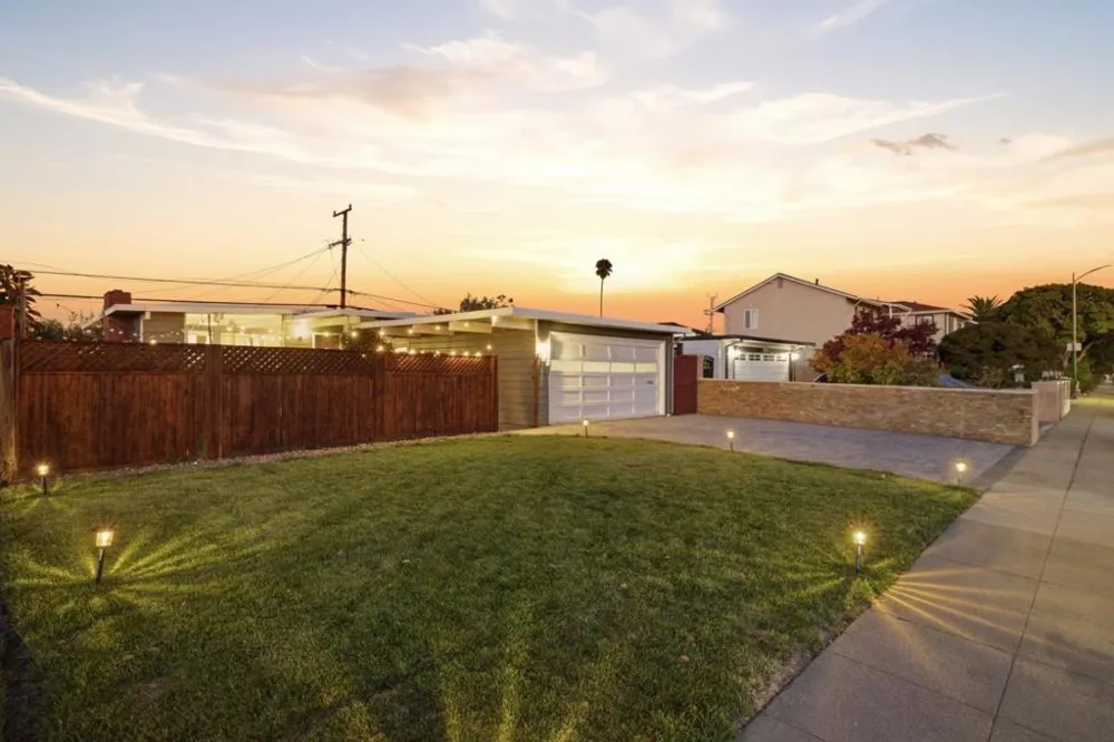 1741 S Norfolk Street San Mateo, CA 94403