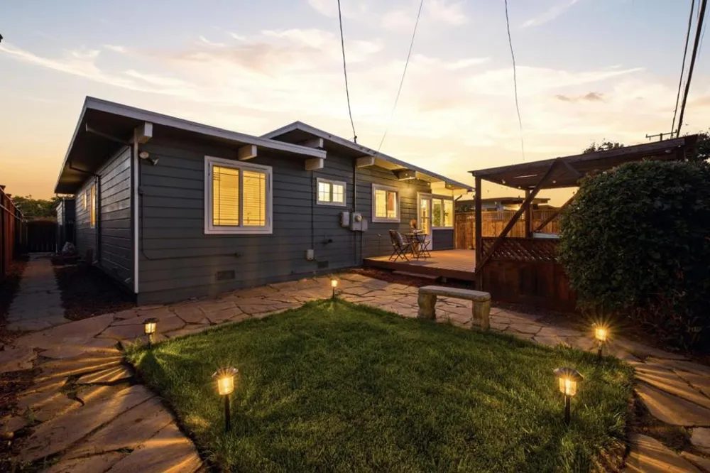 1741 S Norfolk Street San Mateo, CA 94403