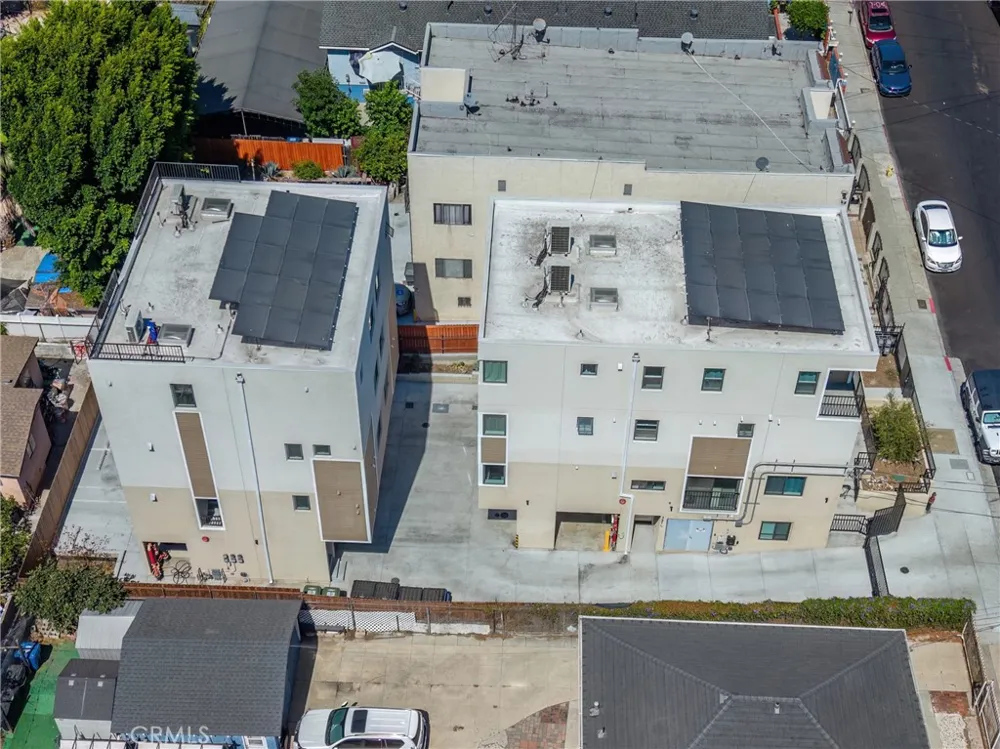 327 Chicago Los Angeles, CA 90033