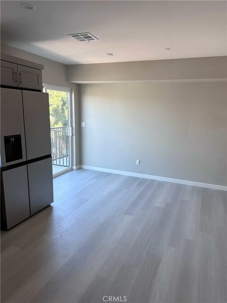 327 Chicago Los Angeles, CA 90033